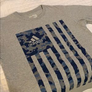 Men’s Medium Adidas Tee
